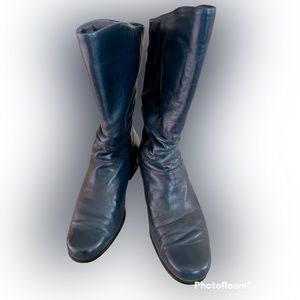 Liz Baker scrunch-style boots